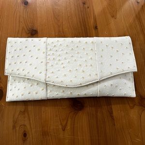 Alligator look clutch with snap on strap